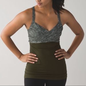Lululemon Wrap It Up Tank Jazzy White Gator Green